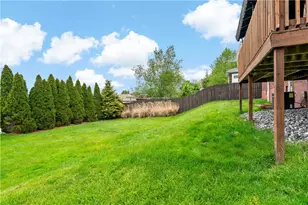 415 Pershing Dr, New Kensington, PA 15068 - Photo 35
