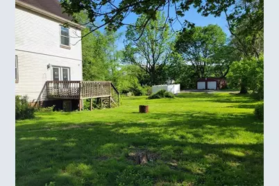 2735 Zephyr Ave, Pittsburgh, PA 15204 - Photo 3