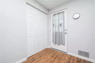239 Pointview, Pittsburgh, PA 15227 - Photo 5