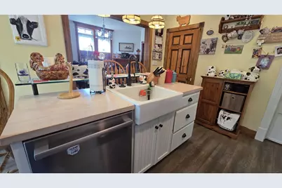 1329 Hancock Avenue, Vandergrift, PA 15690 - Photo 3