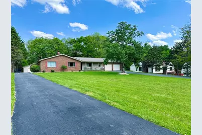 3442 Carmela Dr, Neshannock Township, PA 16105 - Photo 3