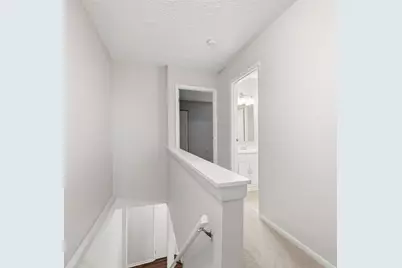 120 Woodhaven Dr, Seven Fields Boro, PA 16046 - Photo 35