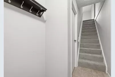 120 Woodhaven Dr, Seven Fields Boro, PA 16046 - Photo 5
