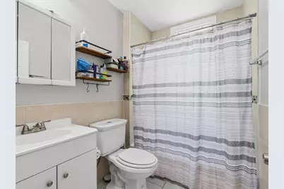 335 Lawn St, Pittsburgh, PA 15213 - Photo 17