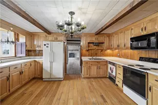313 Allison St, West Newton, PA 15089 - Photo 9