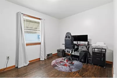 240 Waddell Ave, Donora, PA 15033 - Photo 13
