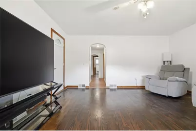 240 Waddell Ave, Donora, PA 15033 - Photo 7