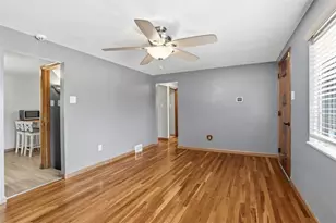 212 Davis Ave, Pittsburgh, PA 15223 - Photo 7