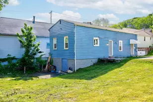 1202 Irwin St, Aliquippa, PA 15001 - Photo 1
