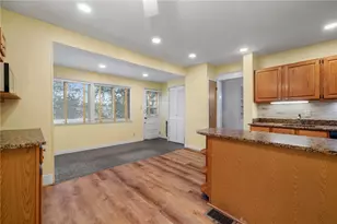 6363 Morrowfield Ave, Pittsburgh, PA 15217 - Photo 17