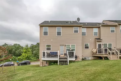 356 Sunrise Dr, Carnegie, PA 15106 - Photo 5