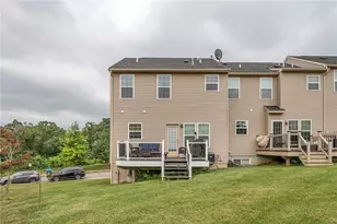 356 Sunrise Dr, Carnegie, PA 15106 - Photo 5
