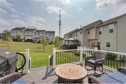 356 Sunrise Dr, Carnegie, PA 15106 - Photo 21