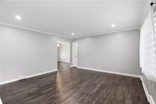 4952 McAnulty Rd, Pittsburgh, PA 15236 - Photo 9
