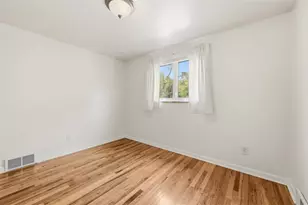 345 Roosevelt Ave, McKees Rocks, PA 15136 - Photo 23