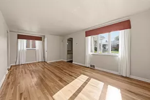 345 Roosevelt Ave, McKees Rocks, PA 15136 - Photo 11