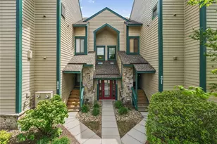 8009 Meadowridge Dr, Seven Springs, PA 15622 - Photo 1