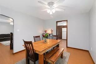 412 Phillips Ave, Stowe Township, PA 15136 - Photo 7