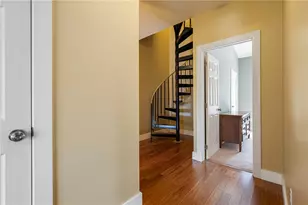 1038 Bradish St, Pittsburgh, PA 15203 - Photo 15
