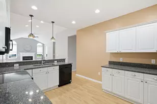 1008 St Andrews Dr, South Strabane, PA 15301 - Photo 13
