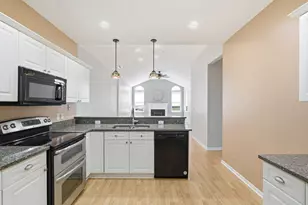 1008 St Andrews Dr, South Strabane, PA 15301 - Photo 15