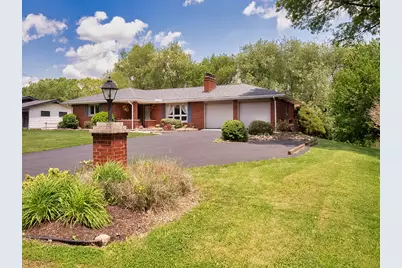 107 Longvue Dr, Harmony Boro, PA 16037 - Photo 1