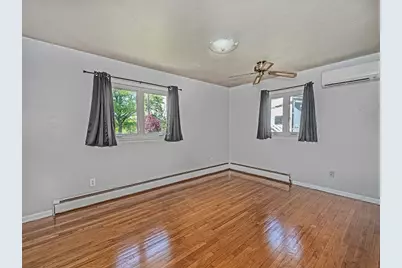 107 Longvue Dr, Harmony Boro, PA 16037 - Photo 13