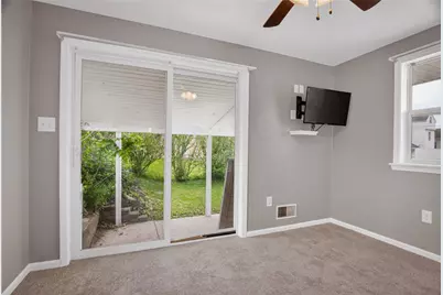 10 Brady Ave, Washington, PA 15301 - Photo 11