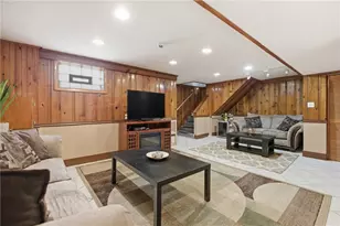 390 Roosevelt Ave, Stowe Township, PA 15136 - Photo 31