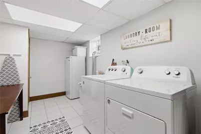 390 Roosevelt Avenue, Stowe Township, PA 15136 - Photo 29