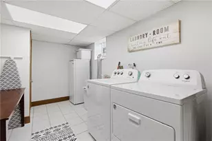 390 Roosevelt Ave, Stowe Township, PA 15136 - Photo 29