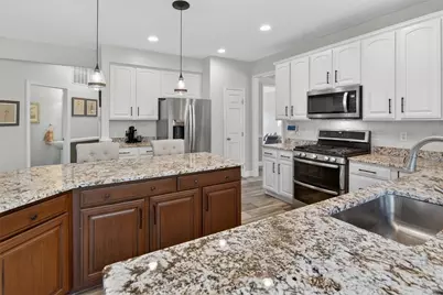 8909 Bella Danyelle Ct, South Fayette, PA 15017 - Photo 17