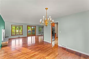 2635 Fairgreen Dr, Pittsburgh, PA 15241 - Photo 11