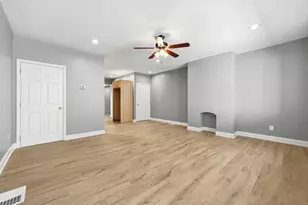 717 Saline St, Pittsburgh, PA 15207 - Photo 3