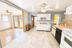 416 Grant St, Centerville, PA 15358 - Photo 7