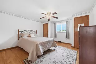 2621 Milford Dr, Bethel Park, PA 15102 - Photo 23