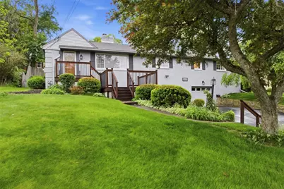 2621 Milford Dr, Bethel Park, PA 15102 - Photo 3