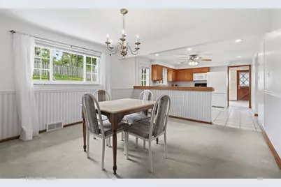 2621 Milford Dr, Bethel Park, PA 15102 - Photo 11