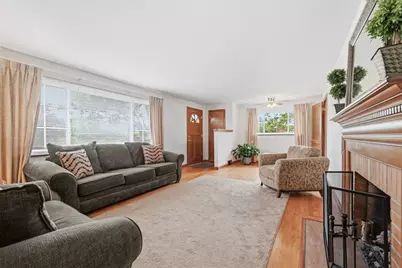 2621 Milford Dr, Bethel Park, PA 15102 - Photo 9