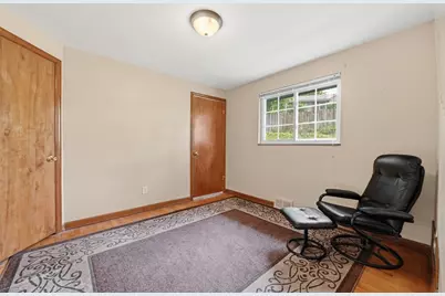 2621 Milford Dr, Bethel Park, PA 15102 - Photo 27