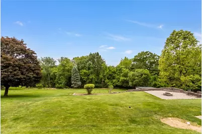 1823 Droz Ave, Economy, PA 15003 - Photo 9