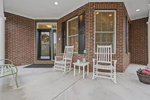 232 Patriot Ln, Economy, PA 15042 - Photo 3