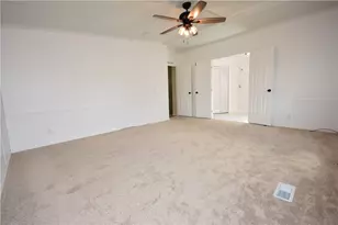 464 Canterbury Cir, Collier Township, PA 15106 - Photo 15
