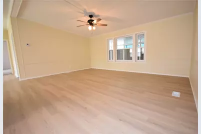 464 Canterbury Circle, Collier Township, PA 15106 - Photo 11