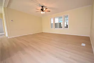464 Canterbury Cir, Collier Township, PA 15106 - Photo 11