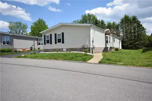 464 Canterbury Cir, Collier Township, PA 15106 - Photo 3