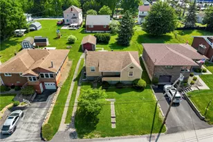 210 Margaret Ave, Hempfield Township, PA 15644 - Photo 27