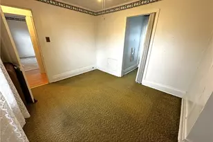 309 Washington St, Mt Pleasant Boro, PA 15666 - Photo 9