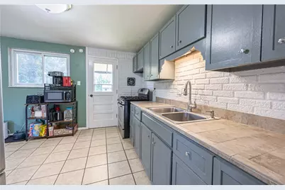528 Macbeth Dr, Pittsburgh, PA 15235 - Photo 9