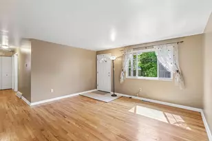 814 Dressel Dr, Pittsburgh, PA 15101 - Photo 5